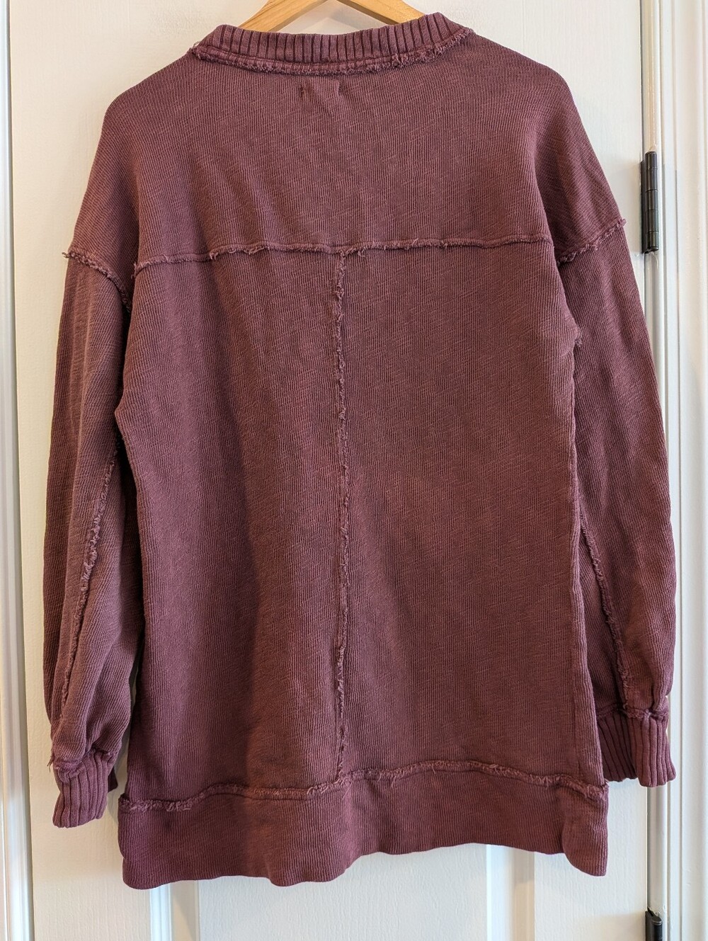 Anthropologie Pilcro Oversized Sweatshirt Red Burgundy Bohemian Distressed Sz S - Picture 11 of 16